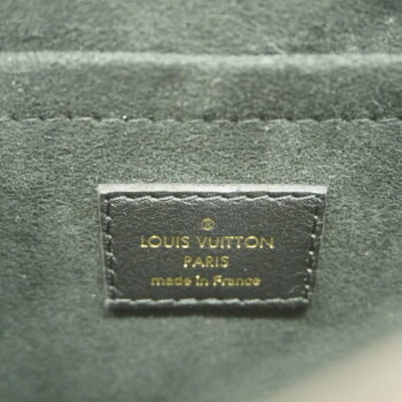Louis Vuitton Monogram Locky BB Shoulder Bag - Picture 5 of 9